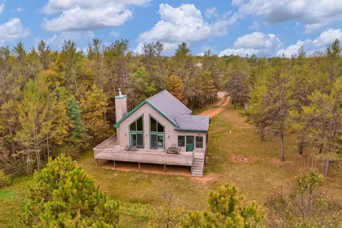 Luxury Chalet on the Pines Golf Course! - Hytter