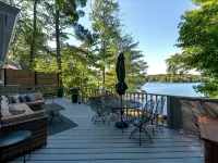 Casa Albanese on Farlain Lake Hotels in Tiny