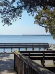 HEY, GET A ROOM! Couples Getaway : Bikes, beach chairs, umbrella :Central locale
