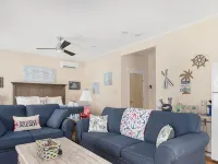 Downtown Bristol Condo Near Ferry & Waterfront Hotel di Bristol