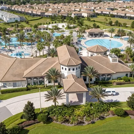 Family Friendly 2 Bd Close to Disney @Champions Gate 8899