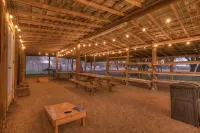 Willies House with Country Views - Shared Party Barn - 4-Star