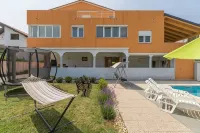 Comfort Apartments with Pool in Medulin - Pools