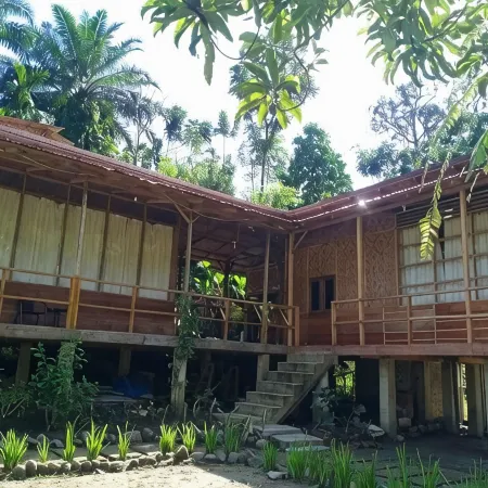 Bua Guest House Tangkahan