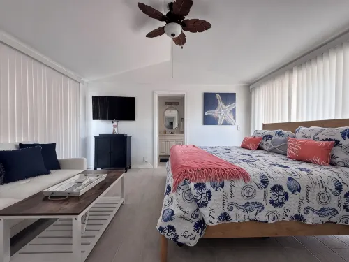 Beautiful Beach House , Priv. Beach Access, Private Pool - 무료 와이파이