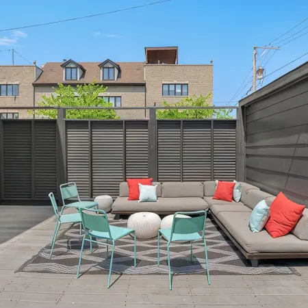 LUX 3-Level Chicago Home +garage & patio
