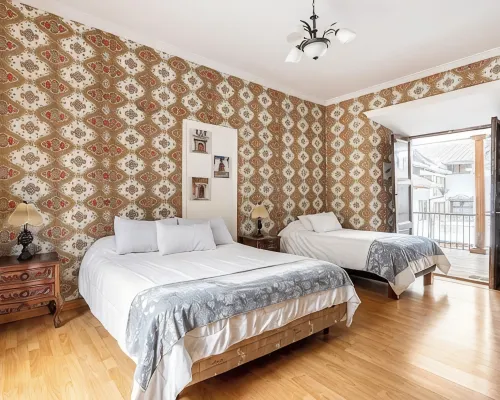 Traveler's House Quito Hotels near Viewpoint El Panecillo