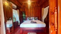 Teak House Lanta