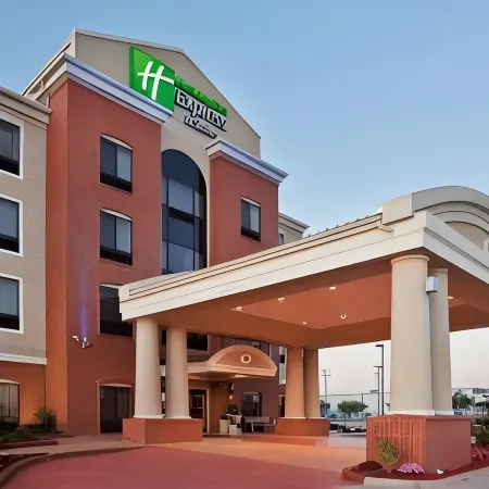 Holiday Inn Express & Suites EL RENO by IHG
