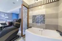 Hanam 1st Business Hotel - parking