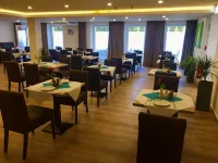 Trip Inn Conference Hotel & Suites - breakfast