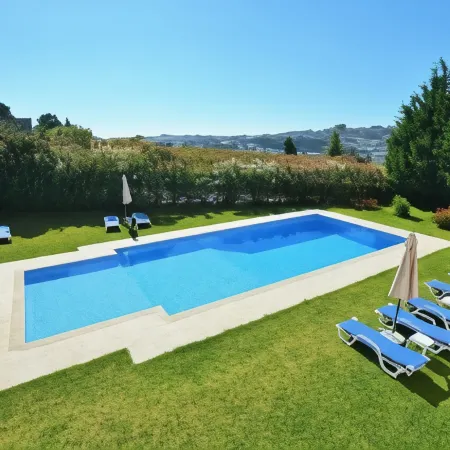 Hilltop Oasis Lisboa Oeiras