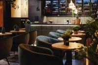 Zoom Hotel - bar