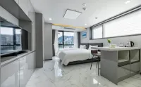 Songjeong Blue Castle Hotel - vue sur la montagne