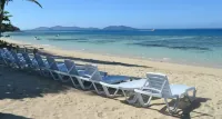Ratu Kini Backpackers & Dive Resort - Beach