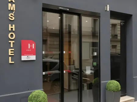 Le Glam's Hotel