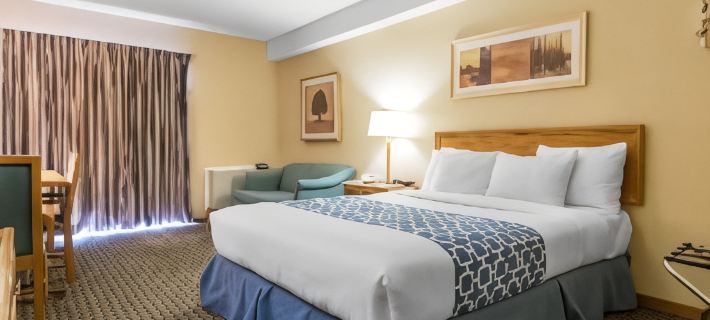 Econo Lodge Airport Quebec Hotels in Québec