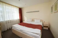 Yut Hotel - 2 звезды