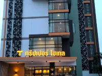 Tripper Hotel Hotels near Ubon Square