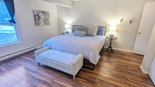 Modern 2br lakeview Condo in the mountains - 3-Star