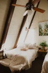 Charmed @CherryHideaway - 1970s Vintage Modern - Mountain A-Frame - Dog Friendly - Alphydda