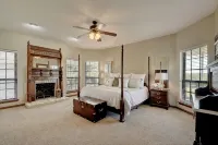 Prosit Ranch - 300 Acre Private Ranch w/360 Degree Views & Wrap-Around Porch
