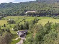 River Valley Sunset Retreat - Peaceful Getaway Near Sunday River & Bethel/Newry Hotels in Rumford