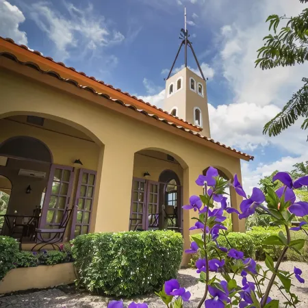 La Provence Suan Phung Hotel