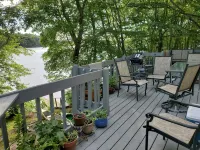 Beautiful Cape Cod Lakefront Retreat with Dock - Homestays