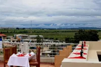 Pulickal Airport Hotel - Airport Shuttle