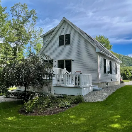 Charming Camden Home in a quiet and convenient location