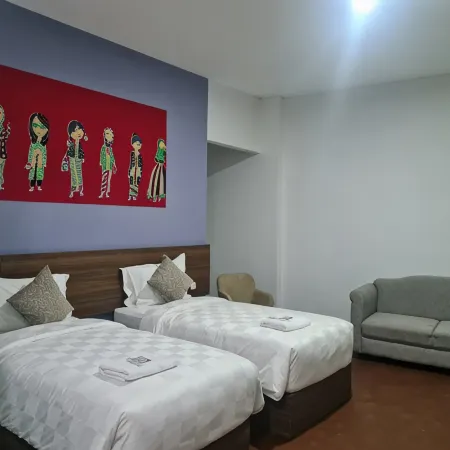 KingKabba Guest House Wonosobo Отели в г. Вонособо