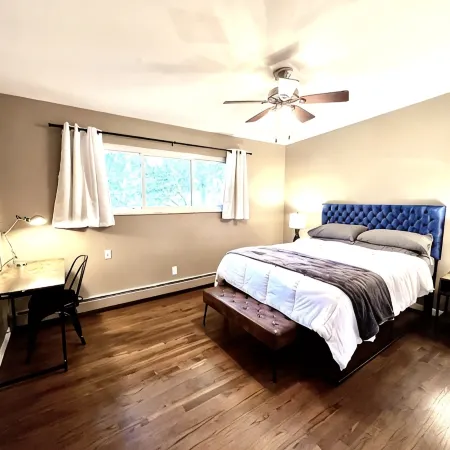 Cozy 3-Bedroom 1 Mile to Downtown & Michigan Stadium w/ Free Parking