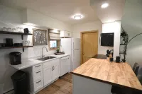 2 Bedroom Cul De Sac Cottage in Town - 3 étoiles