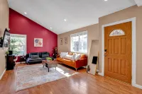 Single Level | Free Parking & Wi-fi | Private Yard - 2-Star