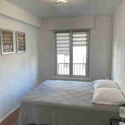 90m2 Hyper Centre Rooms