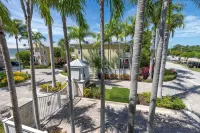 Beautiful Island Home in Anglers Reef! Ocean front community. Pool & boat slip. - 3 Sao