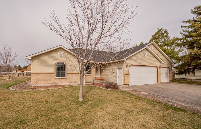 Family Friendly Modern Home- Adventures Start Here!