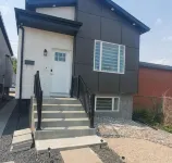 Comfortable home near airport - ห้องครัว
