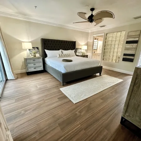 Newly listed Waterfront Townhouse in Old Naples