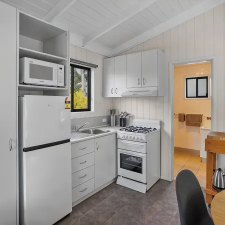 Pet Friendly Stays - Big4 Aireys Inlet