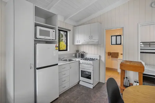 Pet Friendly Stays - Big4 Aireys Inlet - Balkon