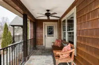 The Bungalow at Purple Martin Greenway - 3-Star