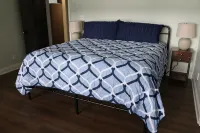 Spend Lake Daze at Lake Sinclair retreat w/ renovated basement and private dock! - 3성급