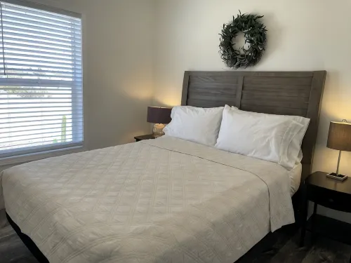 Joshua Tree Retreat Near Grand Canyon West • Sunset Views & Stargazing - Wifi