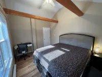 Secluded cozy cabin with modern amenities/hot tub/pet friendly/wifi - Alppimaja