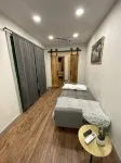 Secluded Mountain Container - Hot Tub & King Bed - Hytter
