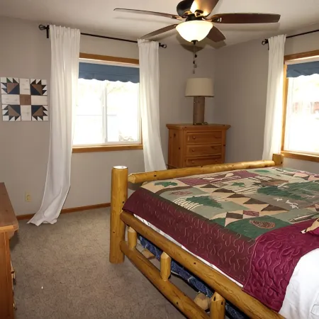 Mille Lacs Lake Cabin, perfect, convenient  location for all outdoor activities!