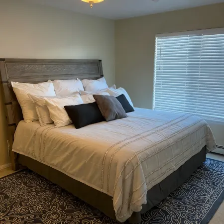 Cozy, clean, relaxing, safe home