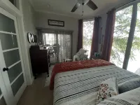 River View Retreat- So Cute, So Cozy- Short Walk to SRP Park & Downtown Augusta - 3-Star